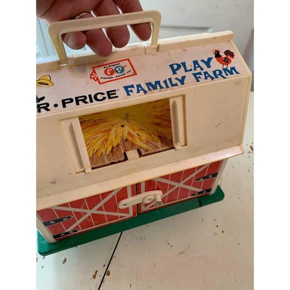 Vintage Fisher Price farm barn - Picture 9 of 10